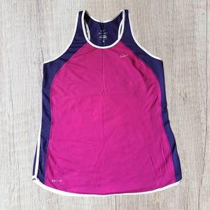 2 for $30 🥳 NIKE DRI-FIT Running top. Size M